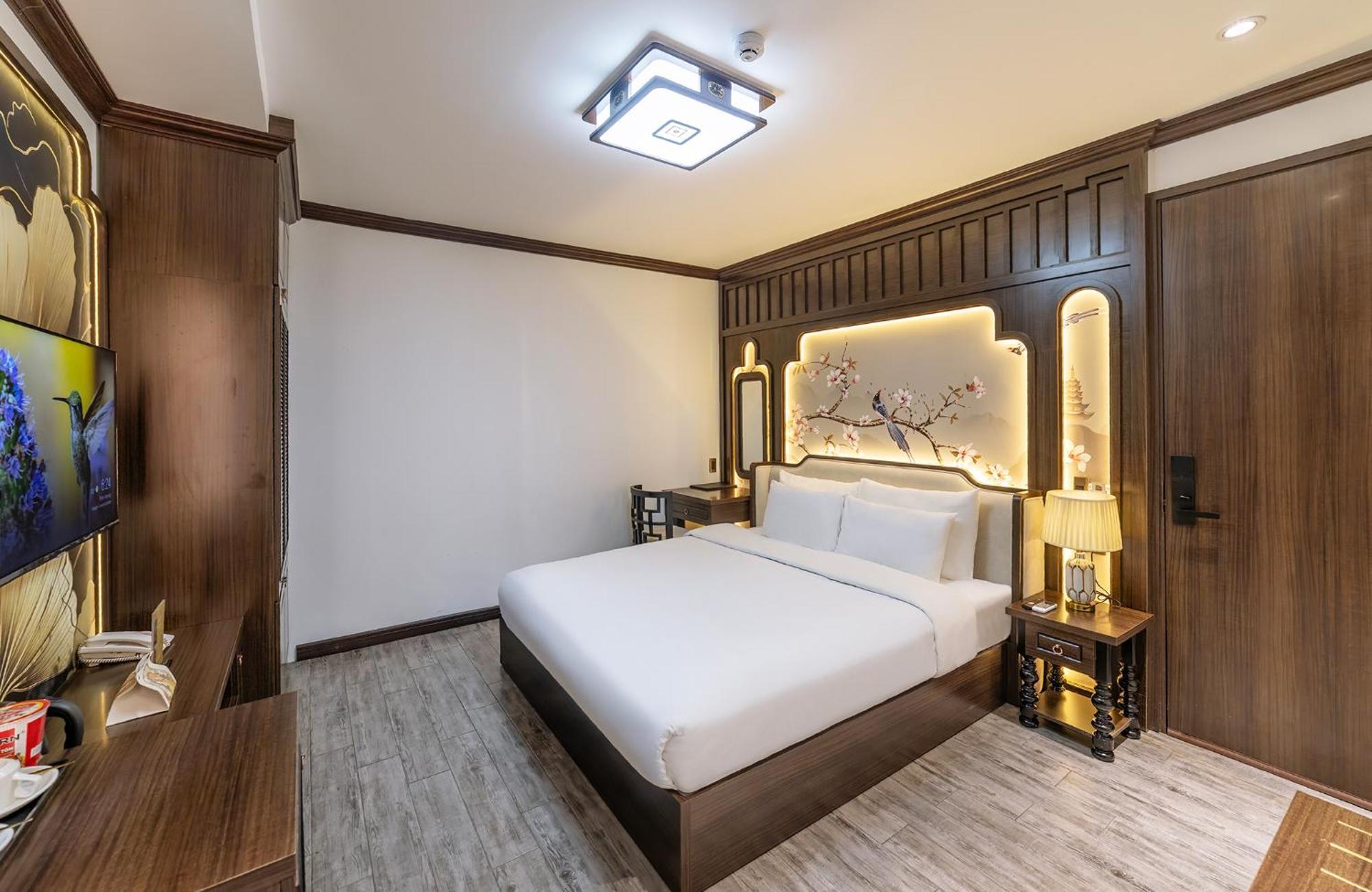 Отель Le House Dalat Экстерьер фото
